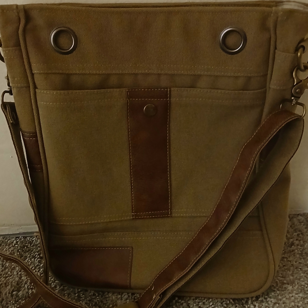 Messenger/ Crossbody/ Satchel/ Hmmmmm